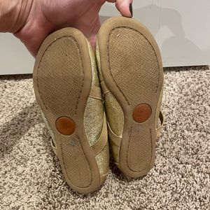 Livie & Luca gold flats